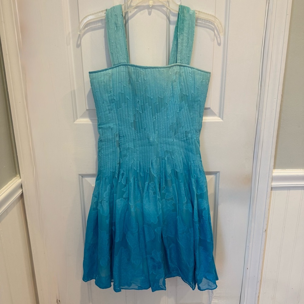 Diane Von Furstenberg Lesly Sky Ombre Pleated Chiffon Fit Flare Dress 6 Fairy - Picture 3 of 12